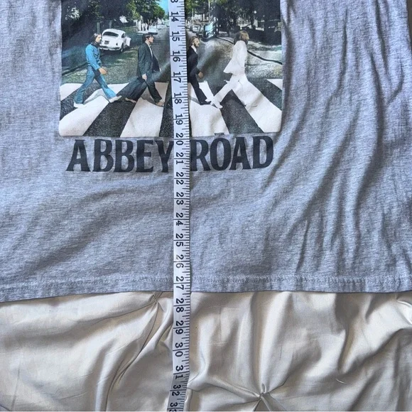 The Beatles Abbey Road Graphic Tee Men’s XL Gray Band Rock Music T-Shirt - Picture 6 of 7